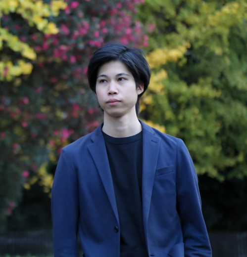プロフィール